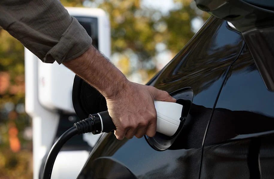 Chrysler Pacifica Plug-In Hybrid Dealer in Downey